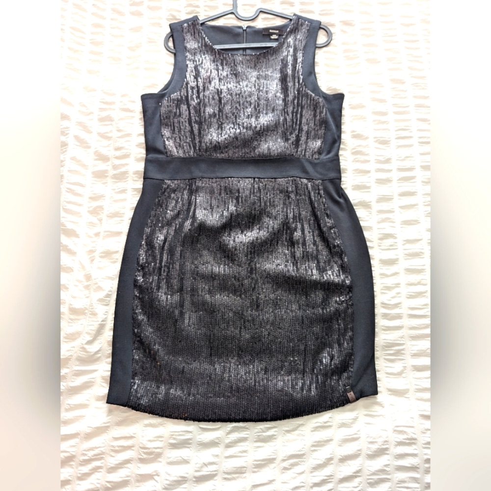 RUDSAK Black Sequins Mini Dress. Size. M